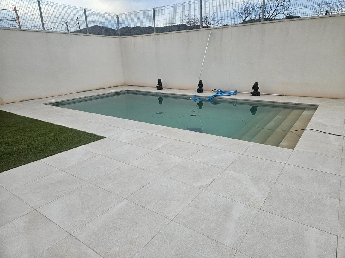 Chalet de 3 habitaciones en Monóvar / Monóver en venta con piscina garaje - 399.000 € (Ref: 9839282)