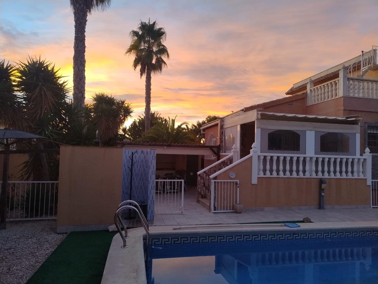 6 Zimmer Villa zu verkaufen in San Fulgencio mit Pool Garage - 679.000 € (Ref: 9839284)