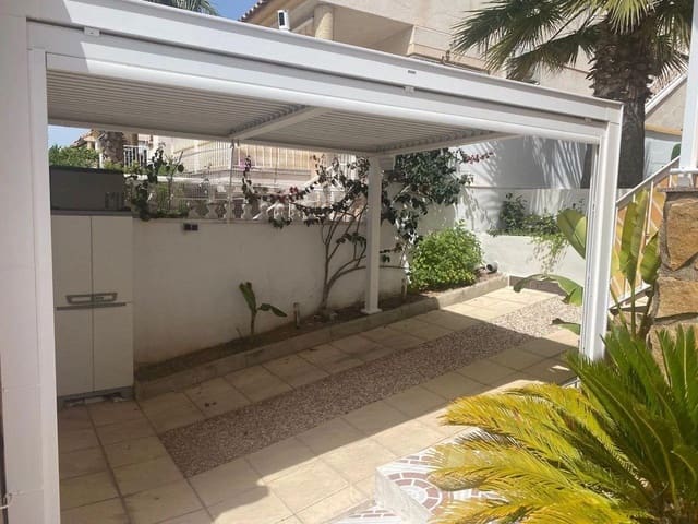 3 makuuhuone Huvila myytävänä paikassa San Fulgencio mukana uima-altaan - 289 000 € (Ref: 9843419)