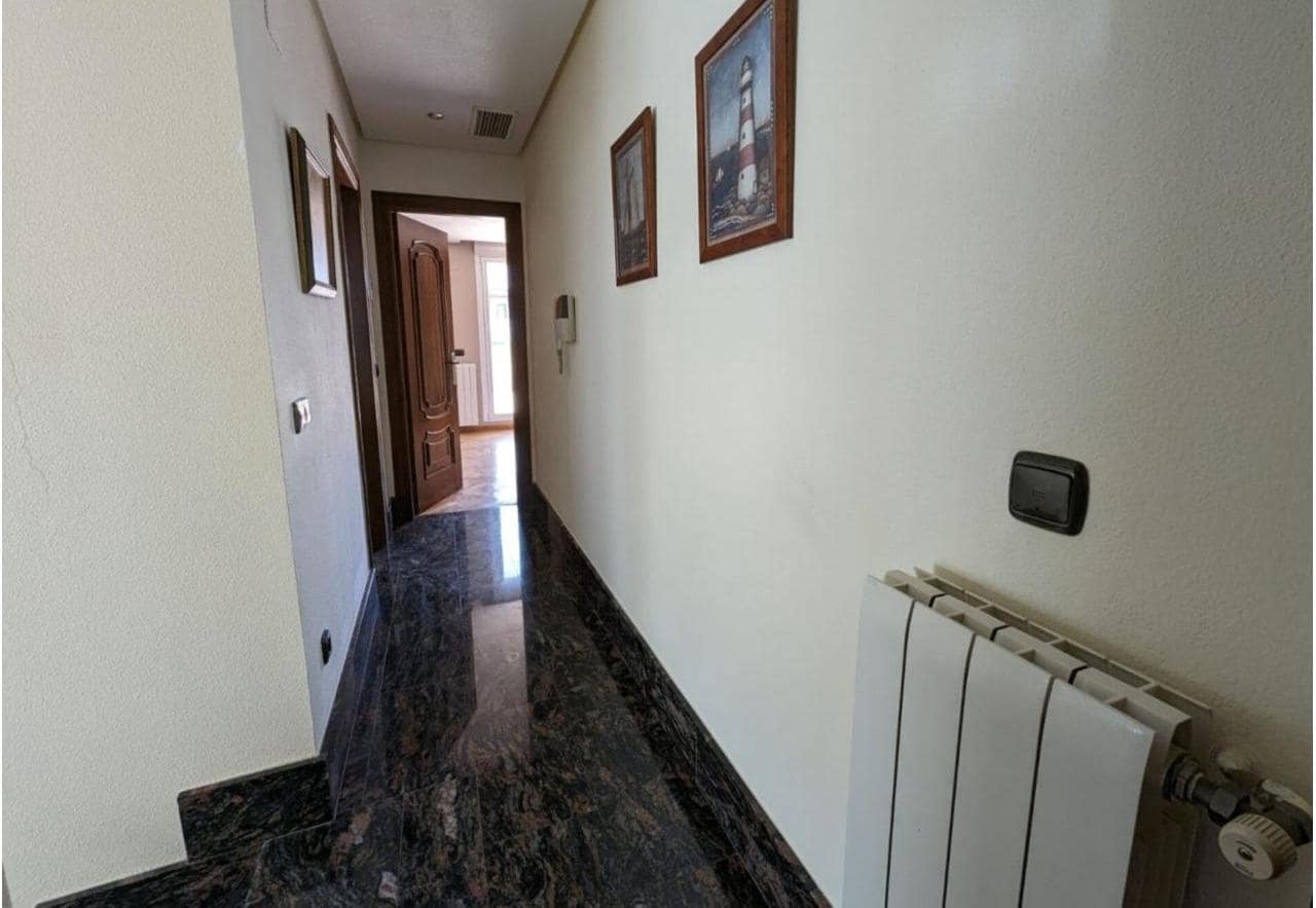 4 bedroom Villa for sale in Elda with pool garage - € 499,000 (Ref: 9843421)