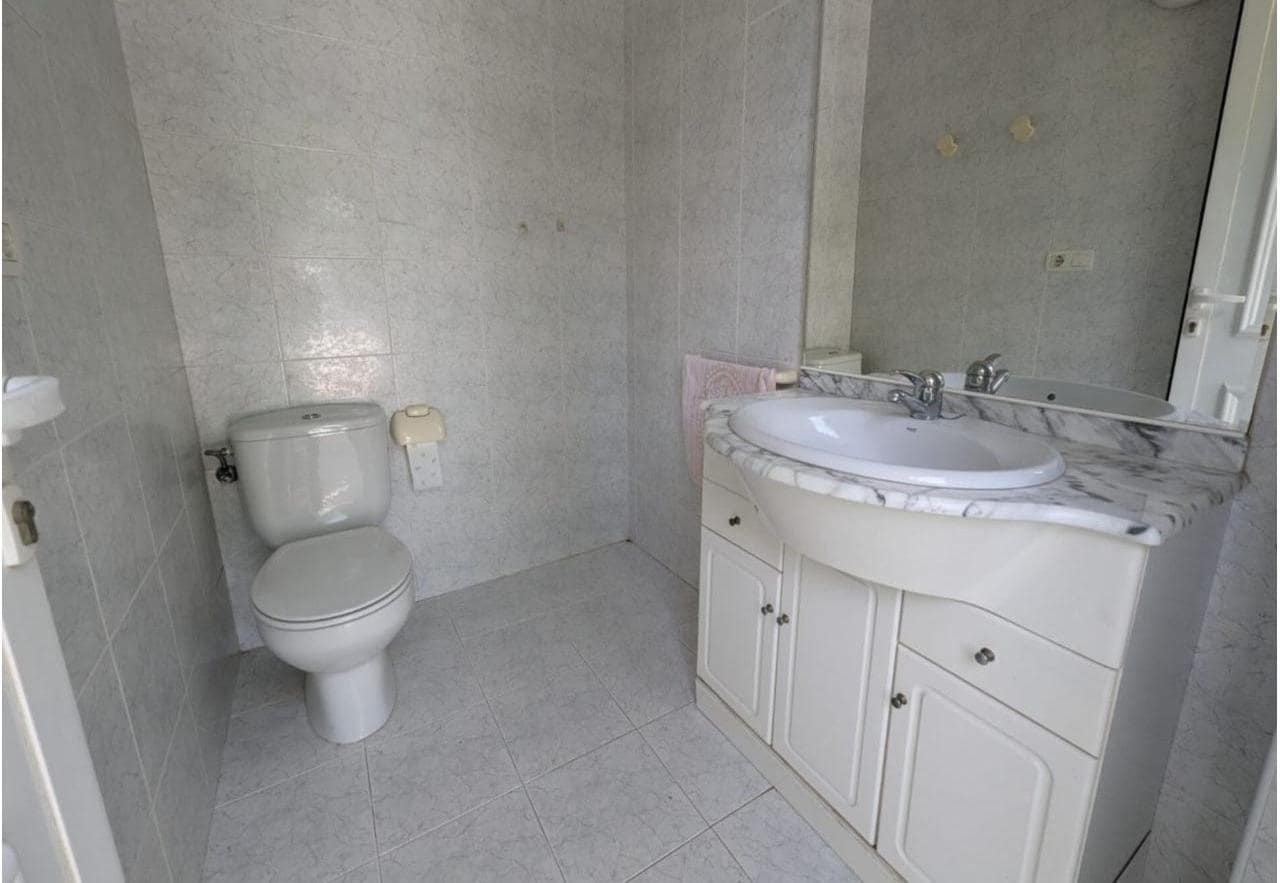 4 bedroom Villa for sale in Elda with pool garage - € 499,000 (Ref: 9843421)