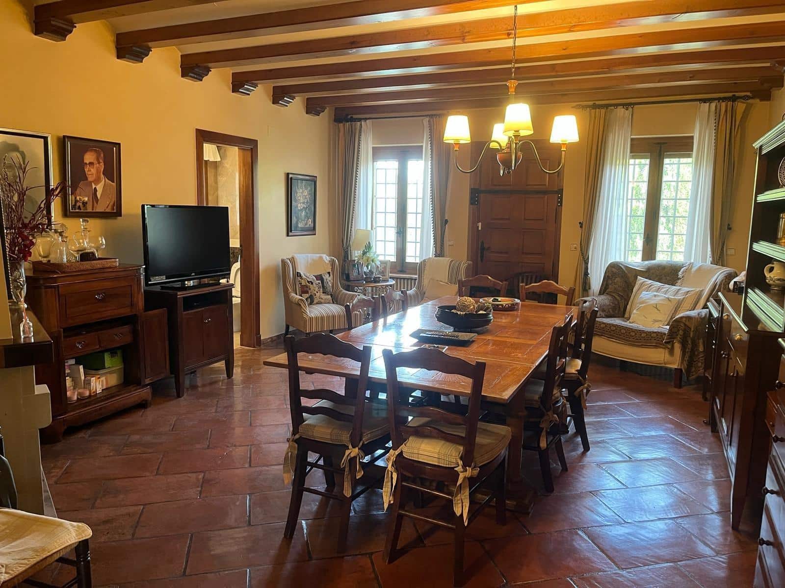 8 bedroom Villa for sale in Novelda with pool garage - € 1,400,000 (Ref: 9846262)