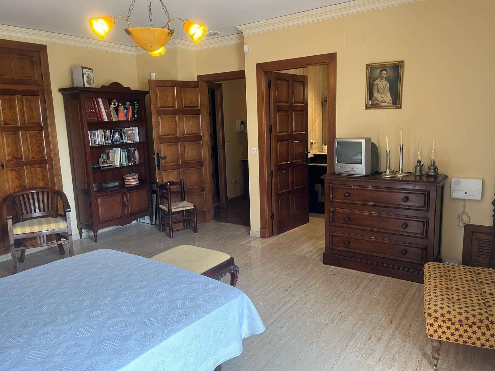 8 bedroom Villa for sale in Novelda with pool garage - € 1,400,000 (Ref: 9846262)