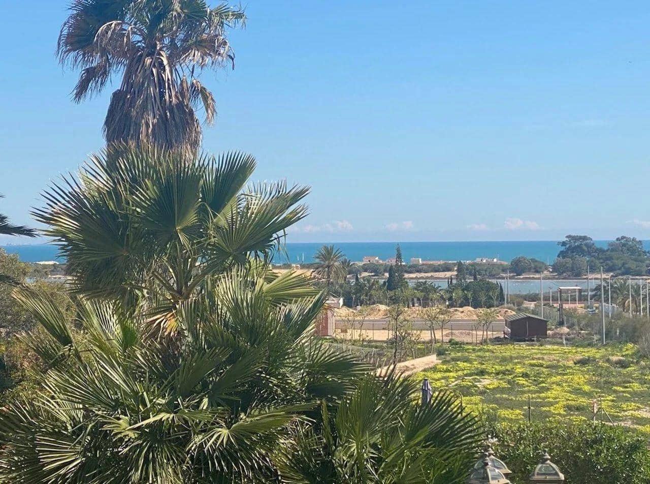 6 slaapkamer Villa te koop in El Pinet met zwembad garage - € 795.000 (Ref: 9846263)