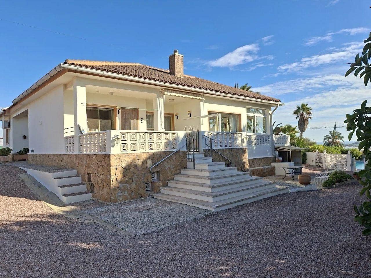 6 slaapkamer Villa te koop in El Pinet met zwembad garage - € 795.000 (Ref: 9846263)