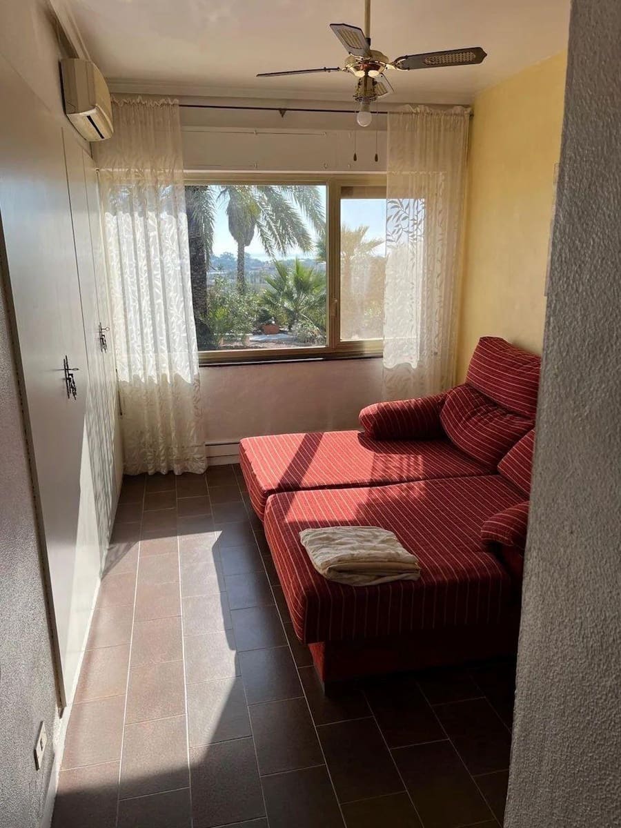 6 slaapkamer Villa te koop in El Pinet met zwembad garage - € 795.000 (Ref: 9846263)