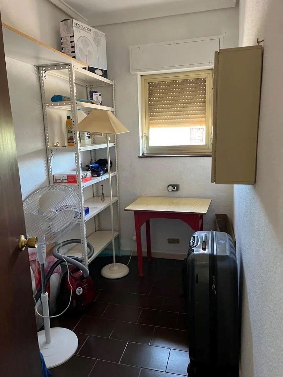6 slaapkamer Villa te koop in El Pinet met zwembad garage - € 795.000 (Ref: 9846263)