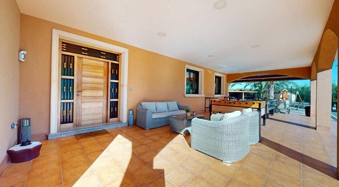 4 soveværelse Villa til salg i Elche / Elx med swimmingpool garage - € 1.100.000 (Ref: 9849408)