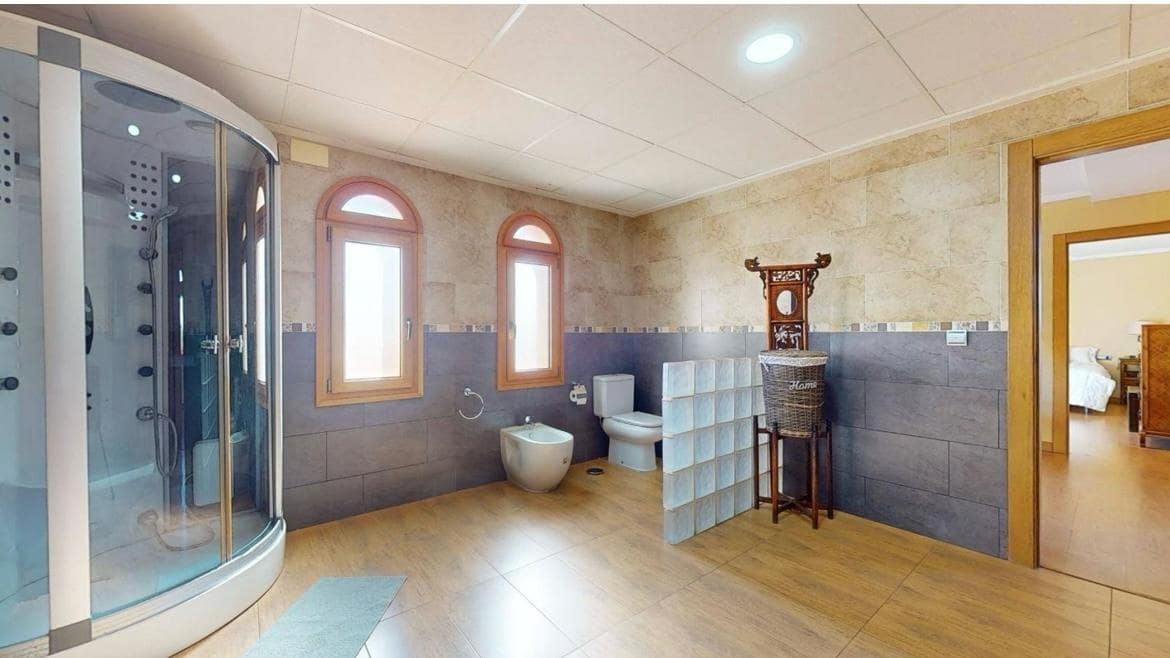 4 soveværelse Villa til salg i Elche / Elx med swimmingpool garage - € 1.100.000 (Ref: 9849408)