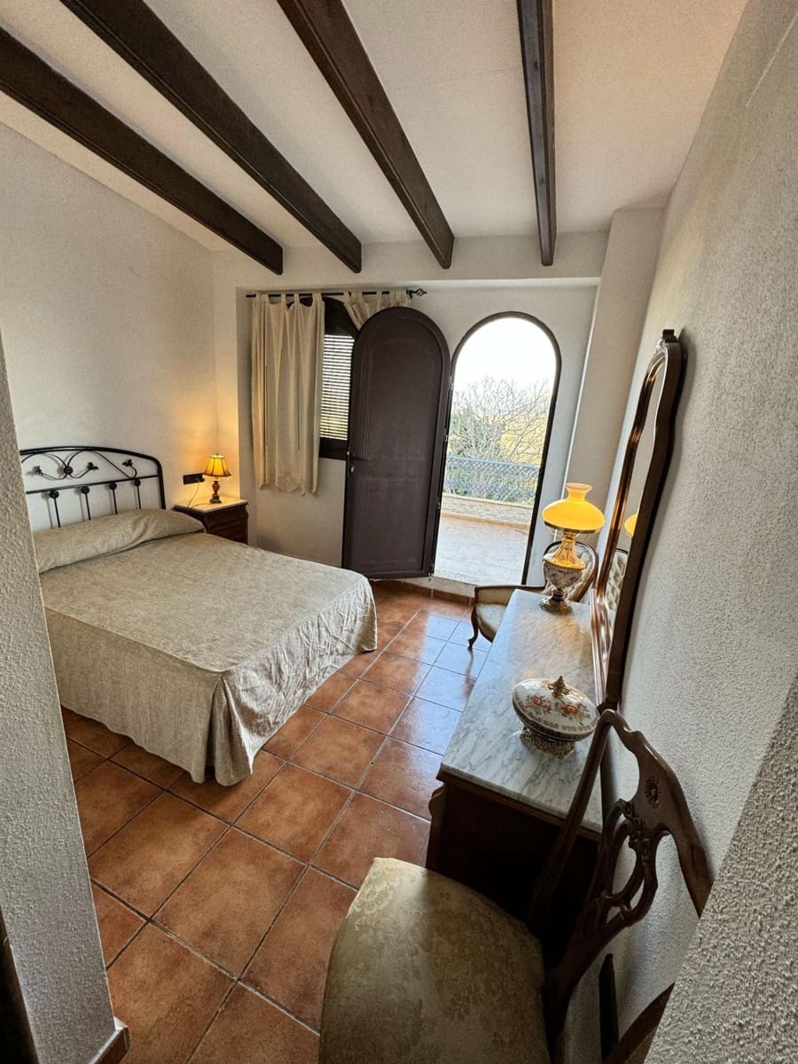 7 bedroom Finca/Country House for sale in Sax with pool garage - € 1,390,000 (Ref: 9849409)