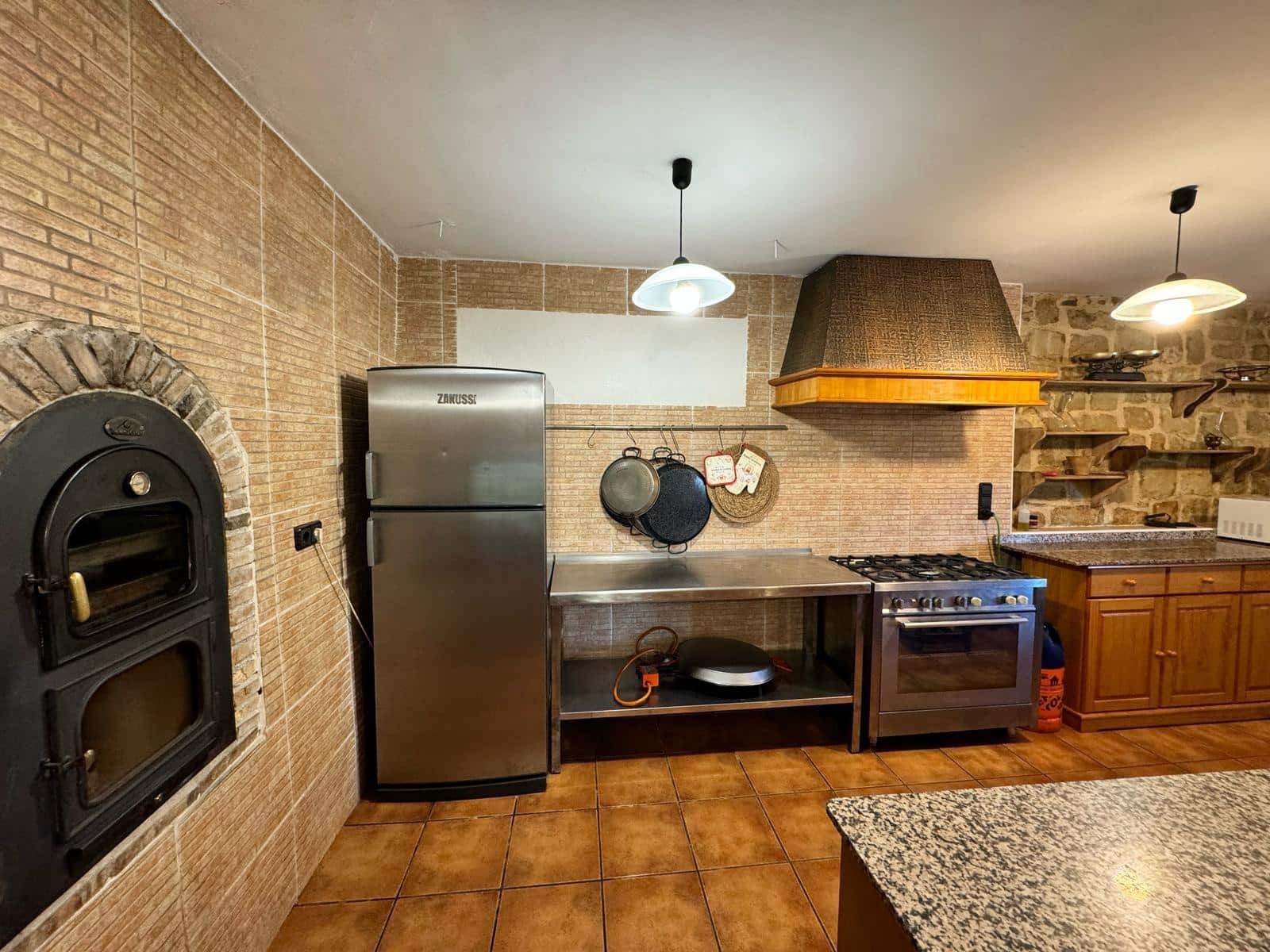 7 bedroom Finca/Country House for sale in Sax with pool garage - € 1,390,000 (Ref: 9849409)
