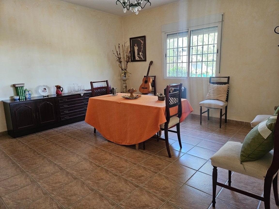 3 bedroom Finca/Country House for sale in Catral with garage - € 300,000 (Ref: 9849410)