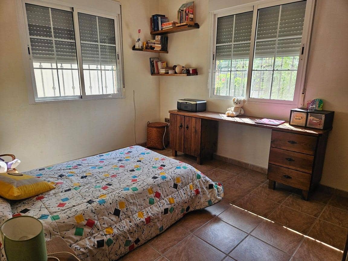 3 bedroom Finca/Country House for sale in Catral with garage - € 300,000 (Ref: 9849410)
