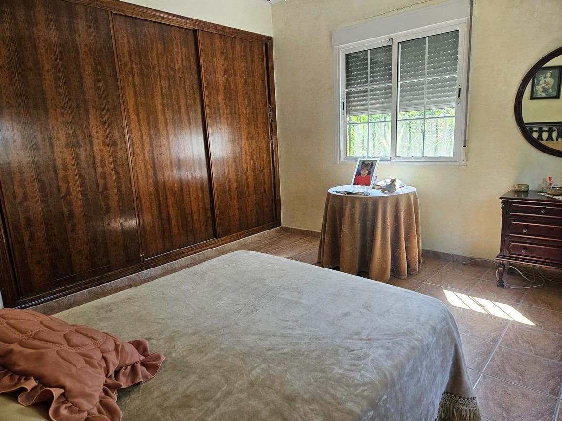 3 bedroom Finca/Country House for sale in Catral with garage - € 300,000 (Ref: 9849410)