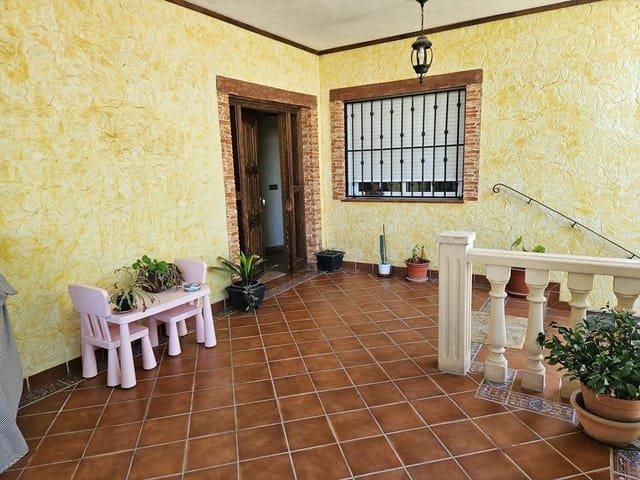 3 soveværelse Finca/Landehus til salg i Catral med garage - € 300.000 (Ref: 9849410)