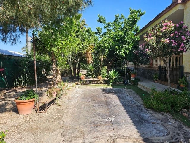 3 soveværelse Finca/Landehus til salg i Catral med garage - € 300.000 (Ref: 9849410)
