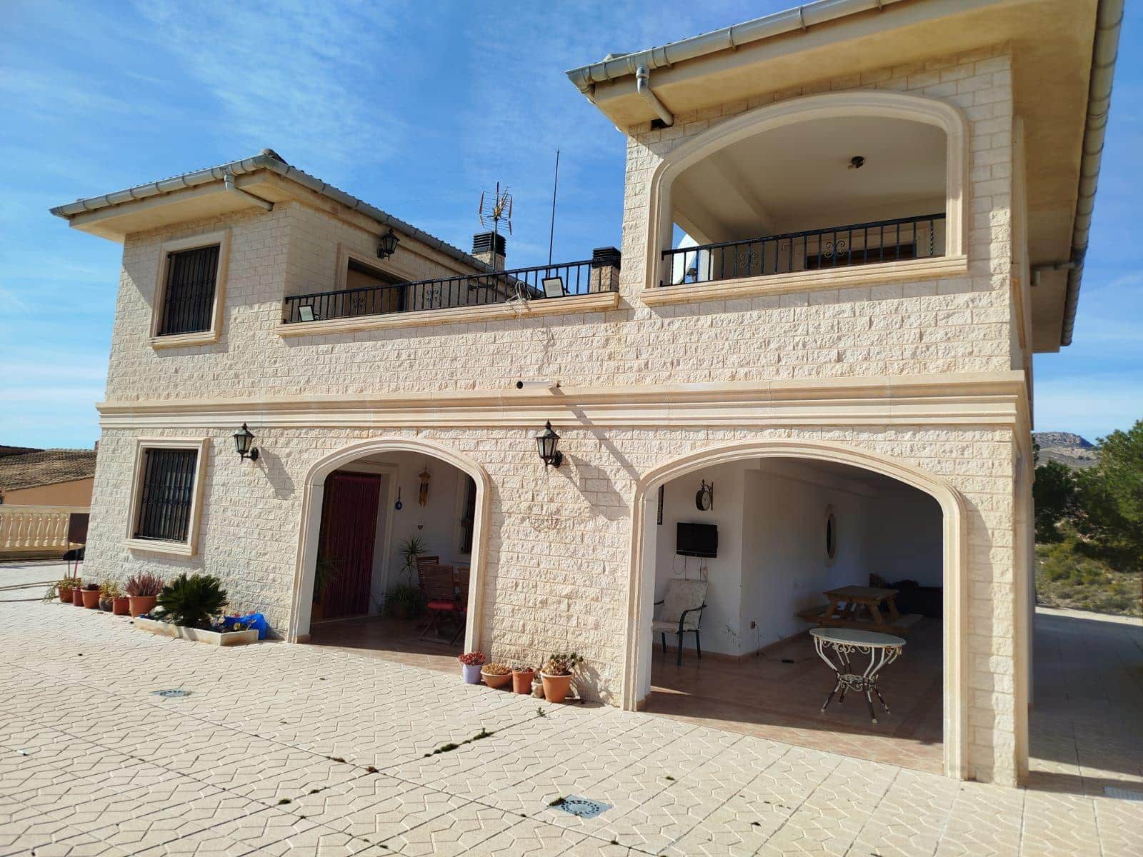 4 bedroom Finca/Country House for sale in Crevillente / Crevillent with pool garage - € 439,000 (Ref: 9861893)