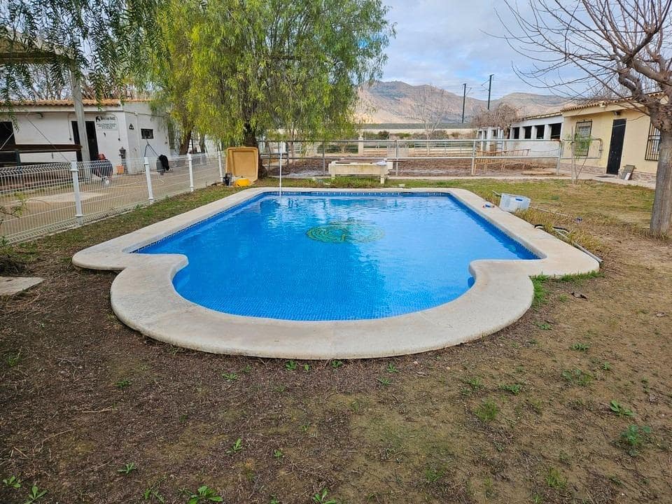 Finca/Casa Rural de 2 habitaciones en Orihuela en venta con piscina garaje - 450.000 € (Ref: 9861894)