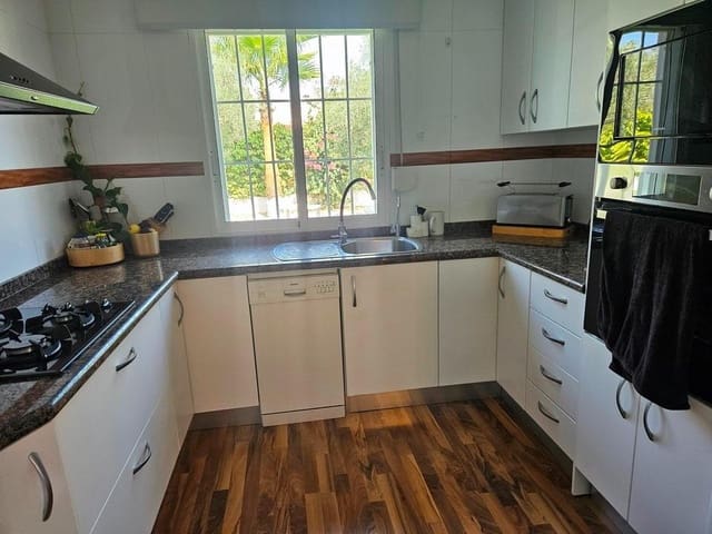 3 soveværelse Villa til salg i Elche / Elx med swimmingpool garage - € 525.000 (Ref: 9861895)