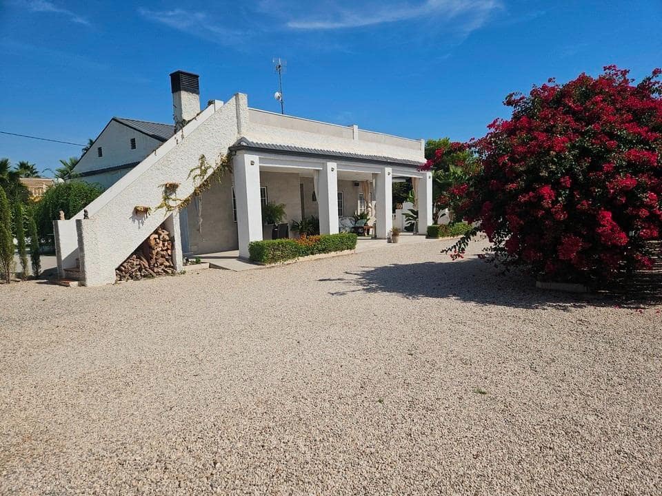 3 soveværelse Villa til salg i Elche / Elx med swimmingpool garage - € 525.000 (Ref: 9861895)