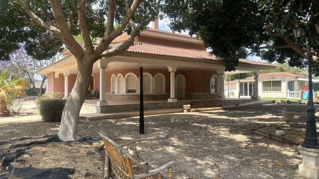7 sypialnia Willa na sprzedaż w Callosa de Segura z basenem garażem - 569 000 € (Ref: 9861896)