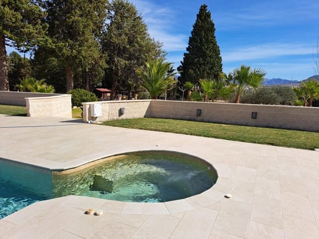 6 quarto Quinta/Casa Rural para venda em Salinas com piscina garagem - 1 000 000 € (Ref: 9873532)