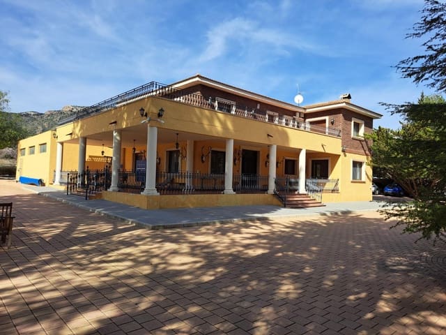 6 quarto Quinta/Casa Rural para venda em Salinas com piscina garagem - 1 000 000 € (Ref: 9873532)