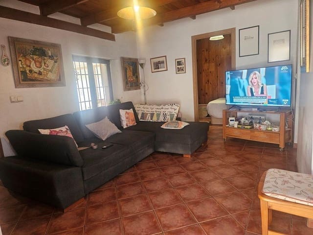3 chambre Finca/Maison de Campagne à vendre à Dolores avec piscine - 210 000 € (Ref: 9873533)