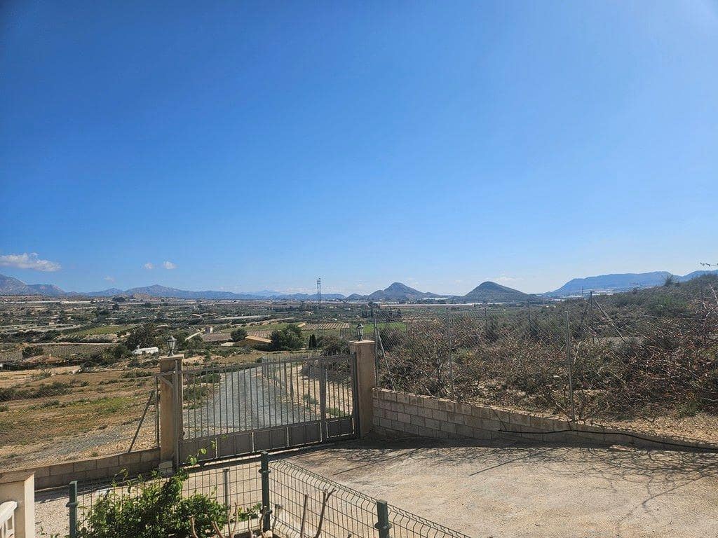 4 sovrum Finca/Hus på landet till salu i Monforte del Cid med pool - 319 000 € (Ref: 9876471)