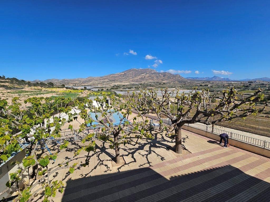 4 sovrum Finca/Hus på landet till salu i Monforte del Cid med pool - 319 000 € (Ref: 9876471)