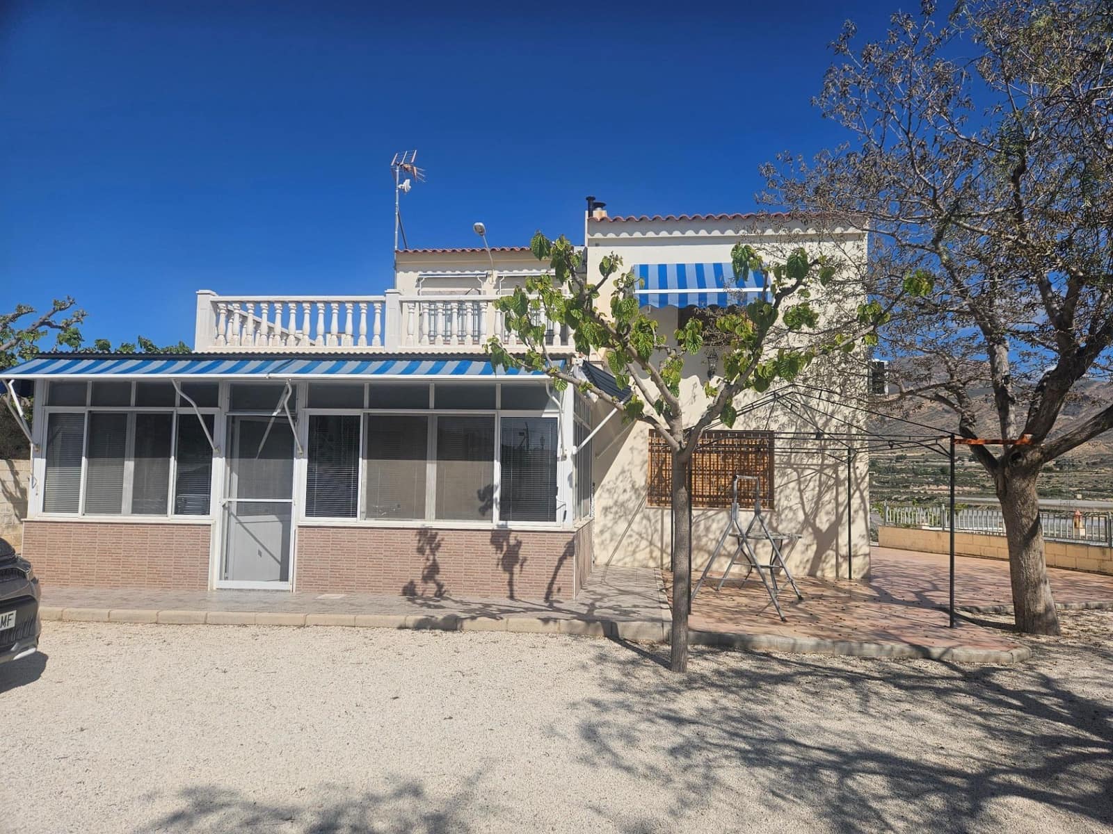 4 sovrum Finca/Hus på landet till salu i Monforte del Cid med pool - 319 000 € (Ref: 9876471)