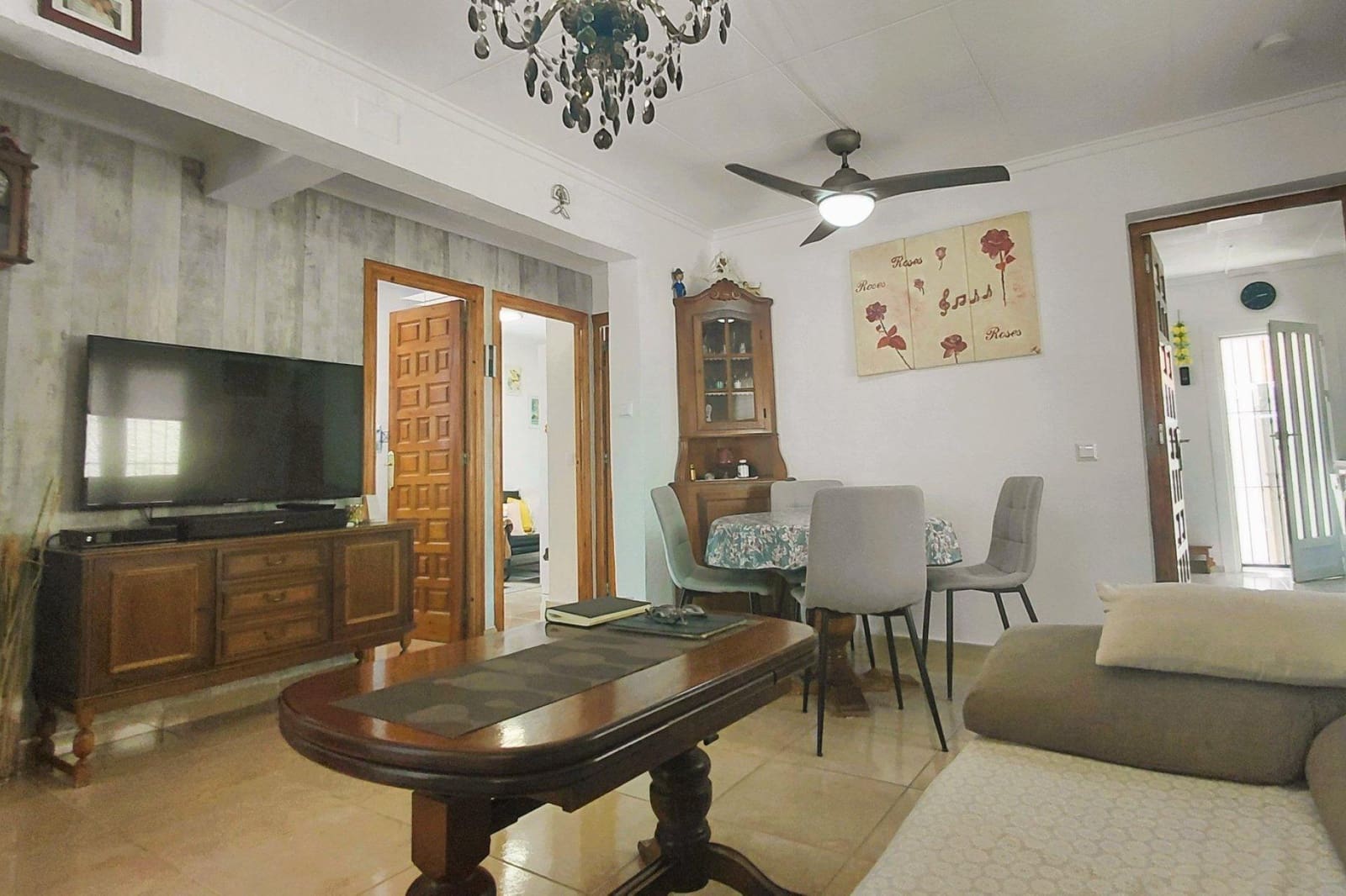 3 Zimmer Villa zu verkaufen in San Fulgencio mit Garage - 245.000 € (Ref: 9881968)