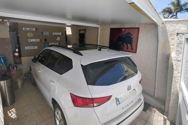 3 Zimmer Villa zu verkaufen in San Fulgencio mit Garage - 245.000 € (Ref: 9881968)