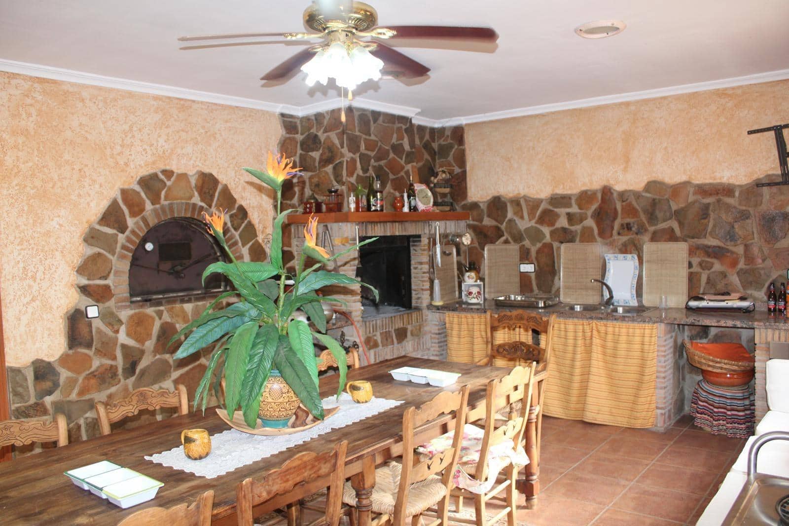 Finca/Casa Rural de 4 habitaciones en Sax en venta con piscina garaje - 400.000 € (Ref: 9962746)