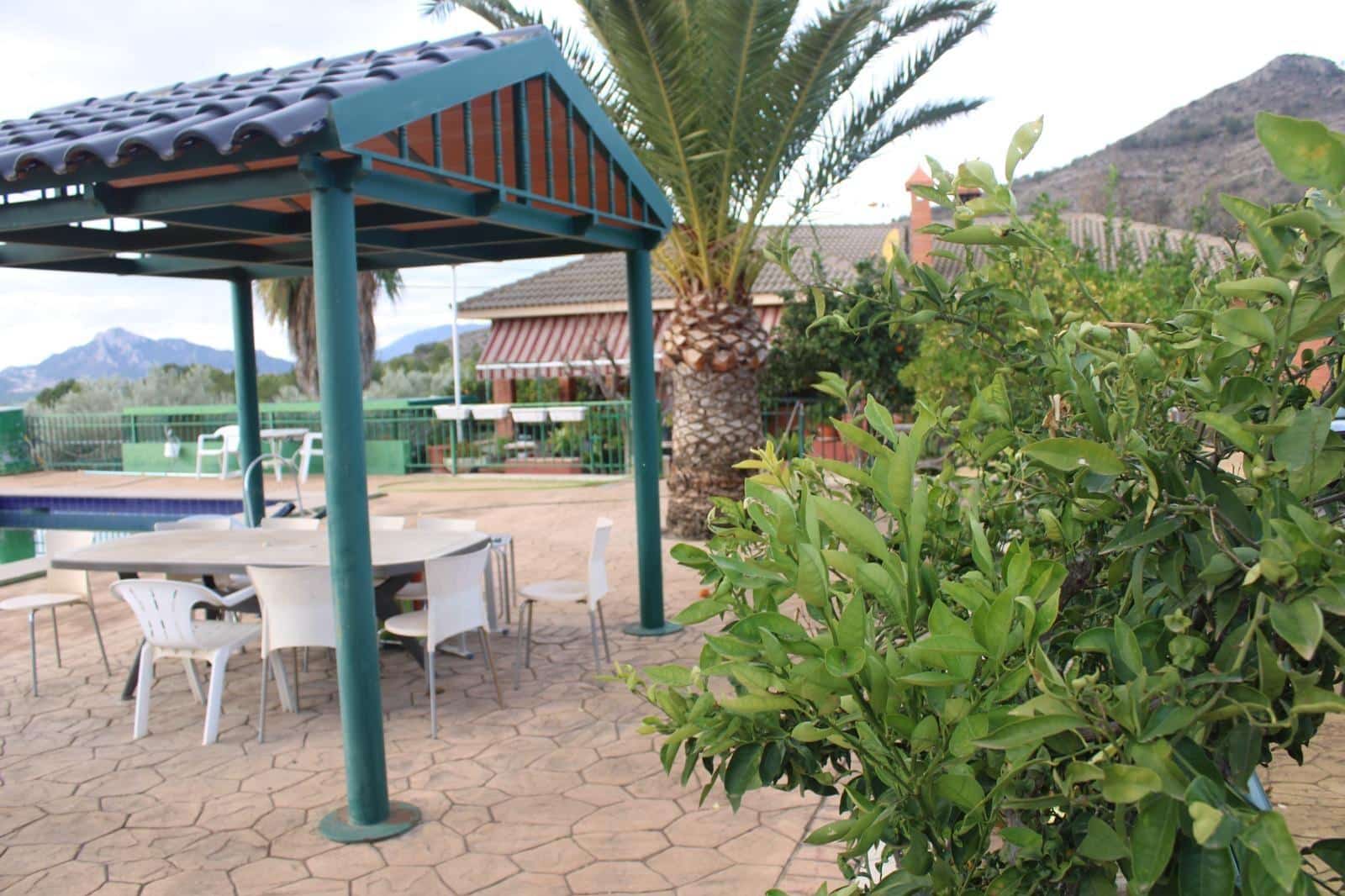 Finca/Casa Rural de 4 habitaciones en Sax en venta con piscina garaje - 400.000 € (Ref: 9962746)