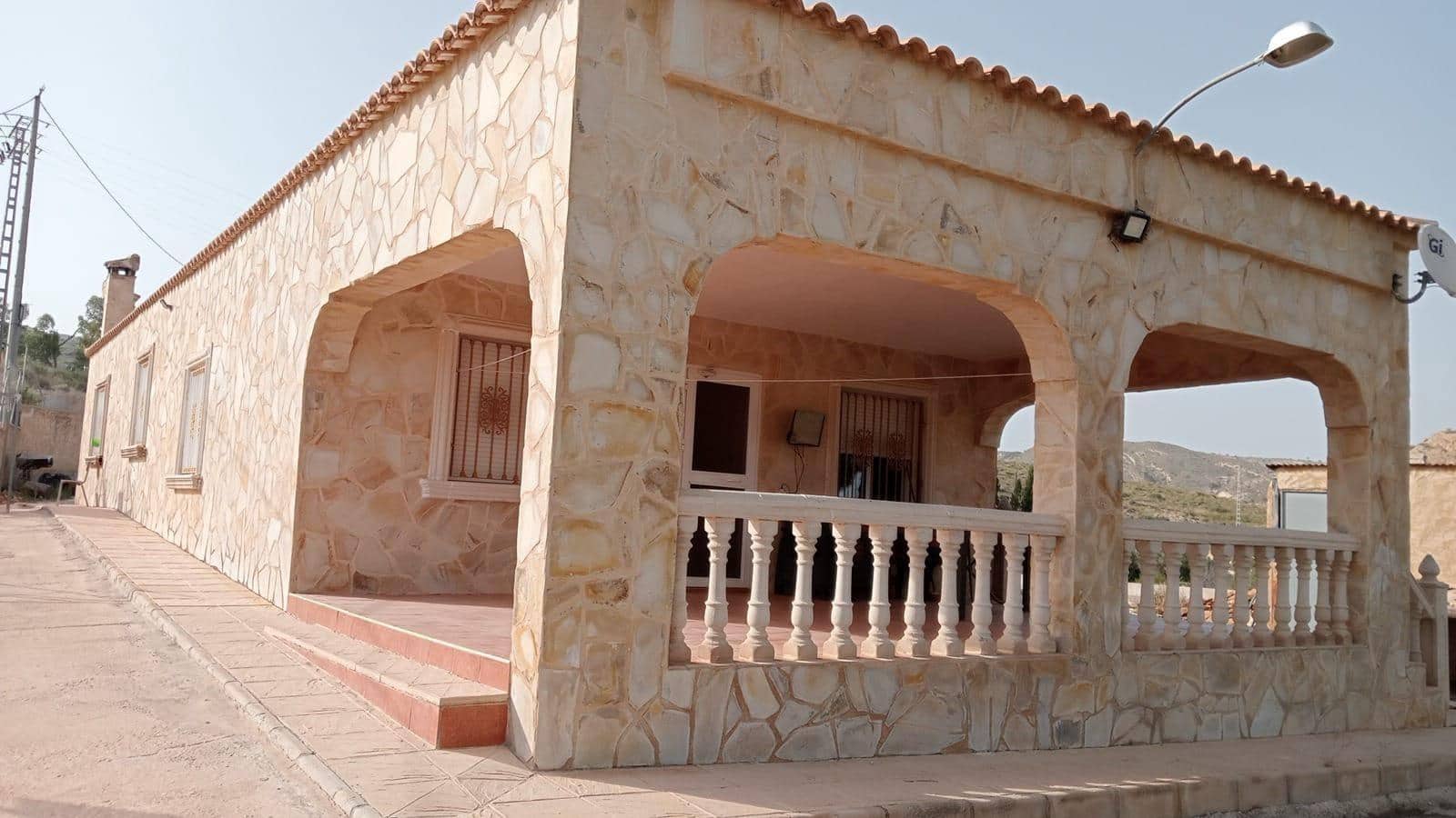 4 bedroom Finca/Country House for sale in Crevillente / Crevillent with pool - € 289,000 (Ref: 9975466)