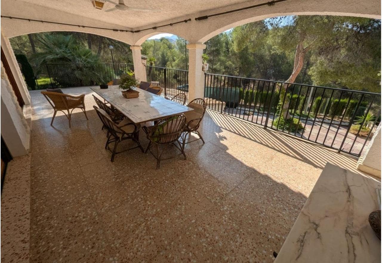 Finca/Casa Rural de 4 habitaciones en Sax en venta con piscina garaje - 349.000 € (Ref: 9975467)