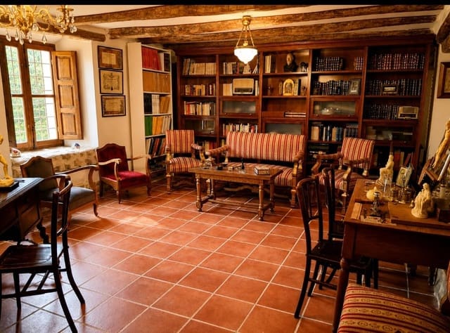 7 soverom Hus til salgs i Vélez-Blanco - € 380 000 (Ref: 10036358)