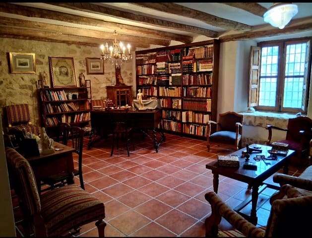 7 soverom Hus til salgs i Vélez-Blanco - € 380 000 (Ref: 10036358)