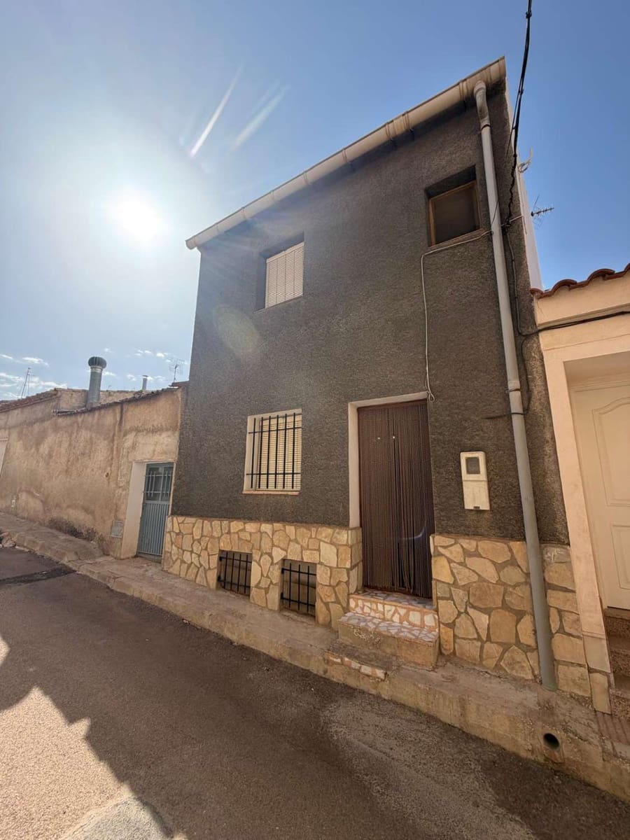 4 bedroom Townhouse for sale in Maria - € 65,000 (Ref: 10036359)