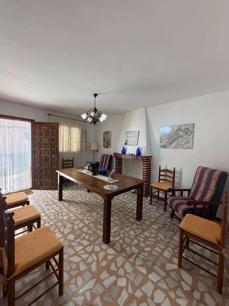 4 bedroom Townhouse for sale in Maria - € 65,000 (Ref: 10036359)