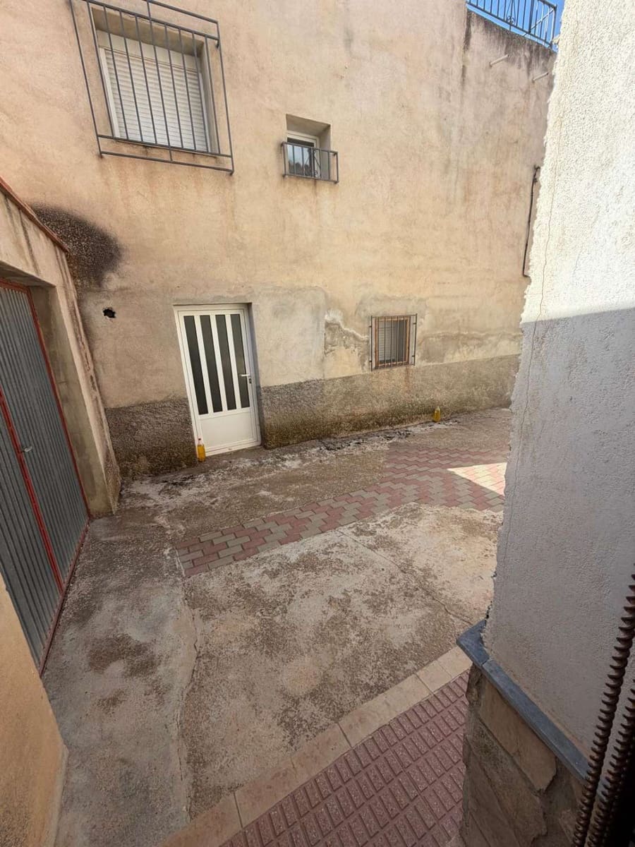 4 bedroom Townhouse for sale in Maria - € 65,000 (Ref: 10036359)