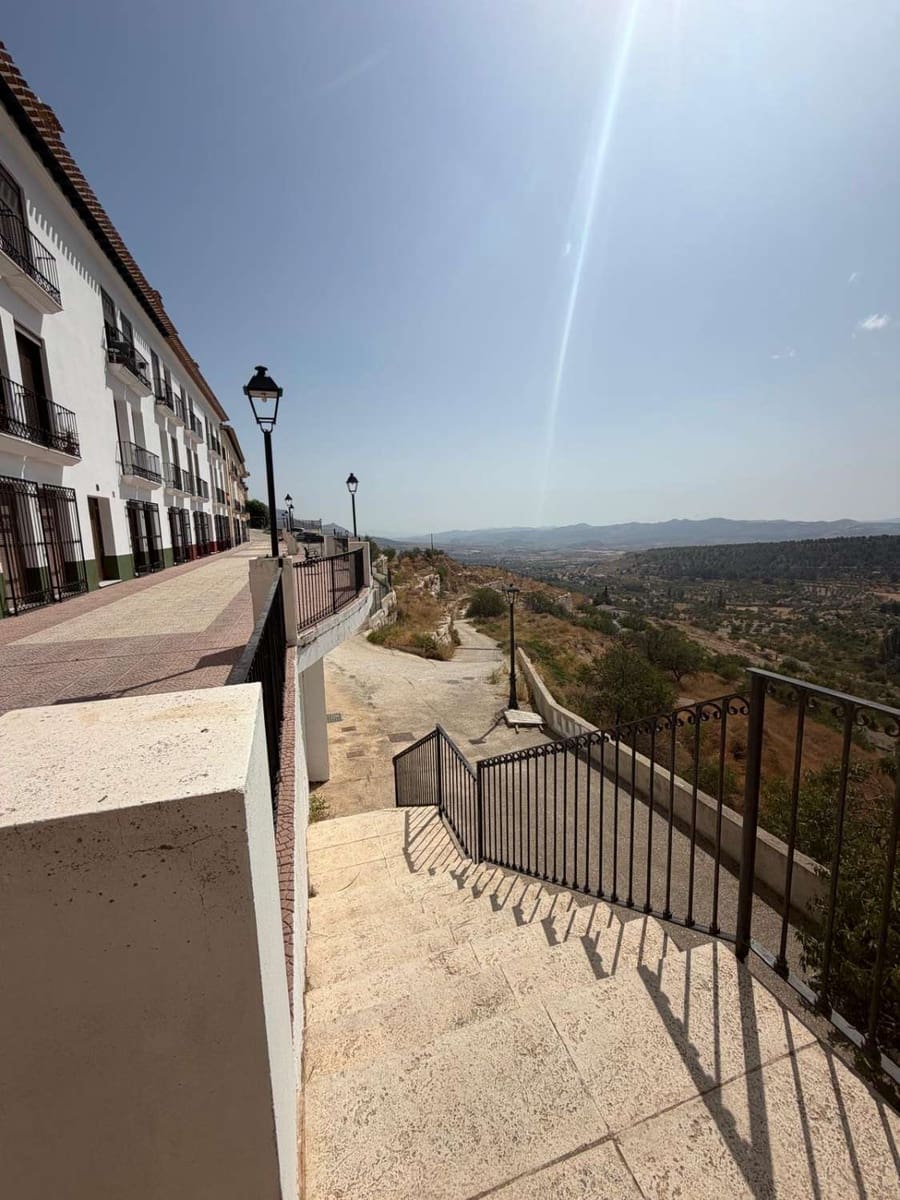 3 bedroom Apartment for sale in Velez-Blanco with garage - € 140,000 (Ref: 10036360)