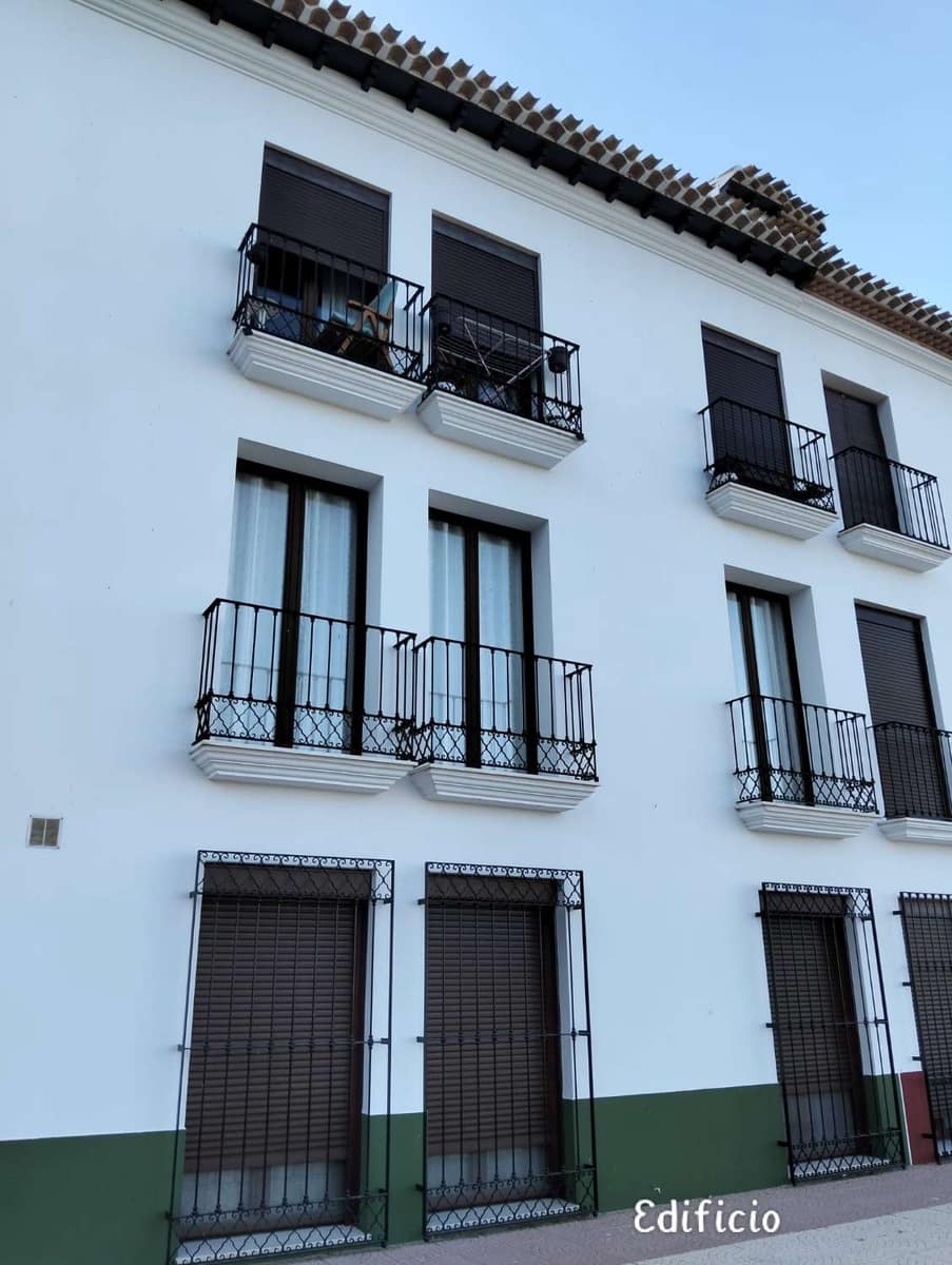3 bedroom Apartment for sale in Velez-Blanco with garage - € 140,000 (Ref: 10036360)