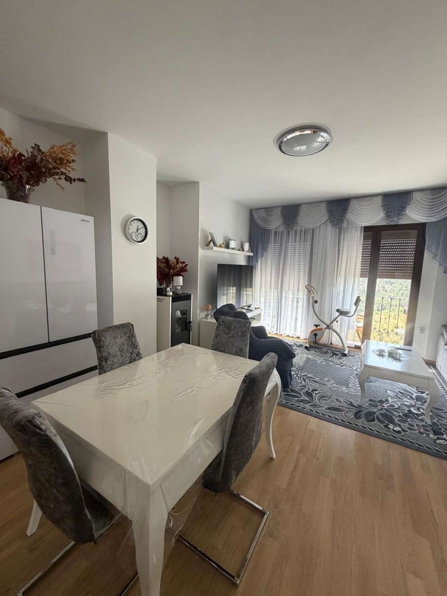 3 bedroom Apartment for sale in Velez-Blanco with garage - € 140,000 (Ref: 10036360)