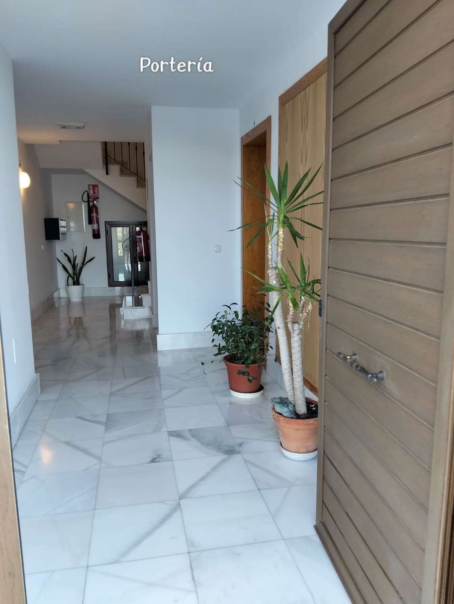 3 bedroom Apartment for sale in Velez-Blanco with garage - € 140,000 (Ref: 10036360)