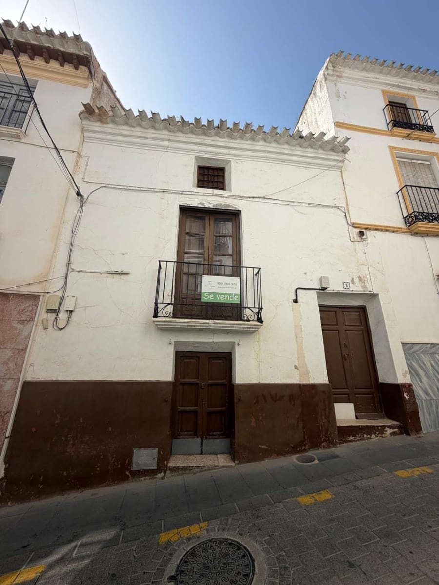 Casa de 4 habitaciones en Vélez-Rubio en venta - 66.000 € (Ref: 10036362)