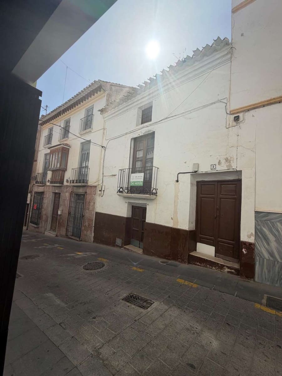 Casa de 4 habitaciones en Vélez-Rubio en venta - 66.000 € (Ref: 10036362)