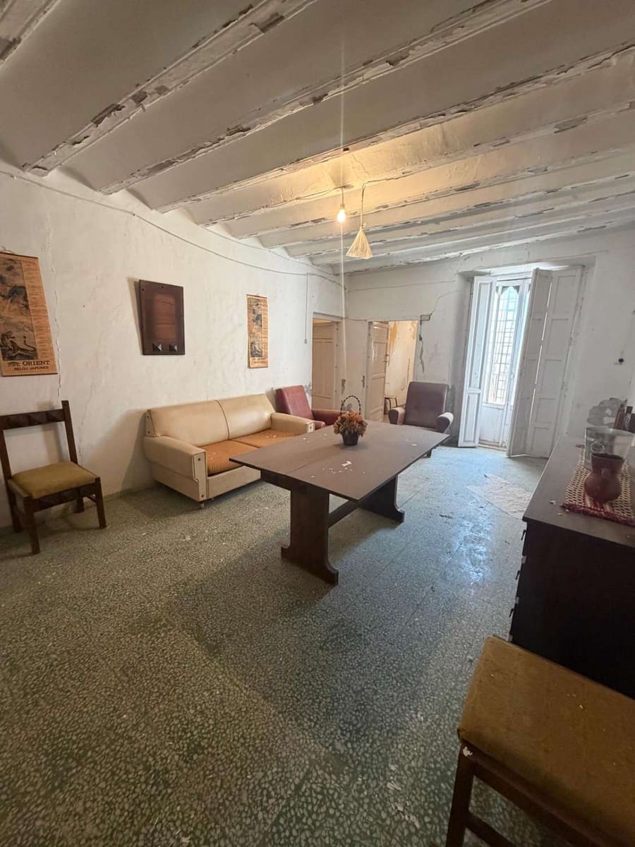 Casa de 4 habitaciones en Vélez-Rubio en venta - 66.000 € (Ref: 10036362)