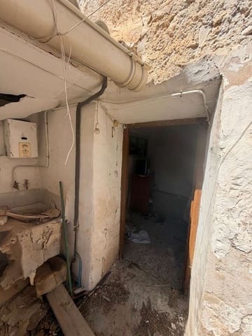 5 bedroom Terraced Villa for sale in Vélez-Blanco - € 45,000 (Ref: 10072414)